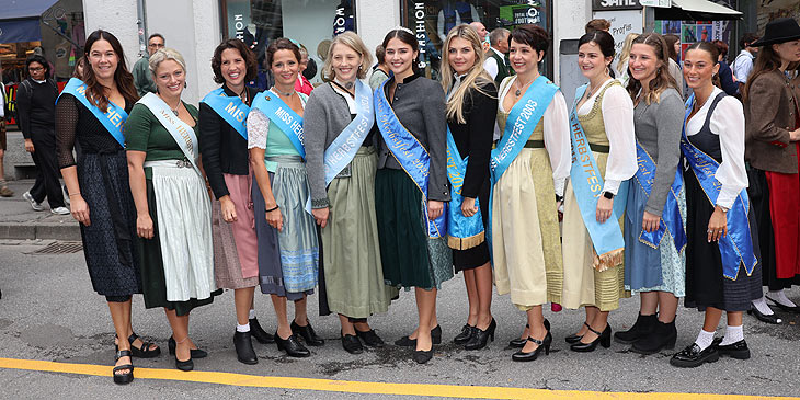 Miss Herbstfest Treffen beim Herbstfest Rosenheim 2025 (©Foto: Martin Schmitz)